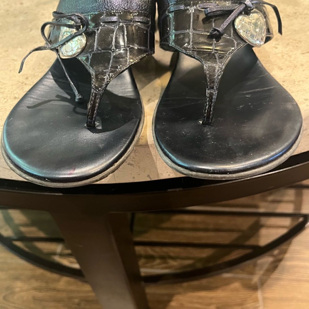Used Navy Brighton sandals size 7.5 - Picture 2 of 7